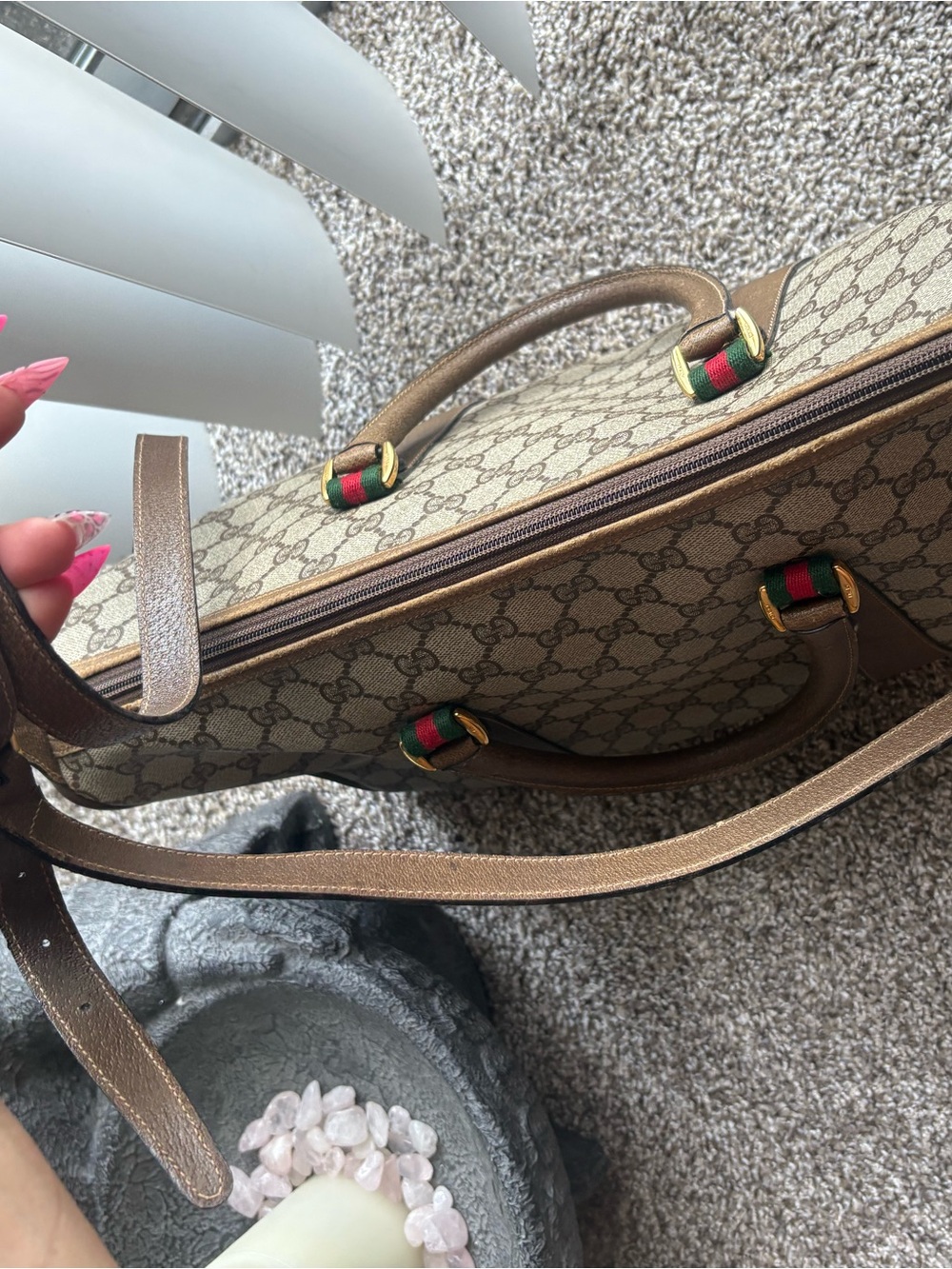 Gucci Business Bag in GG Supreme Canvas - Picture 9 of 16